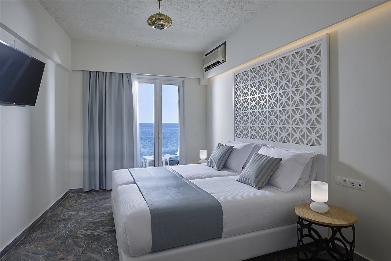 Vasia Boulevard (adults Only) מלון הרסוניסוס