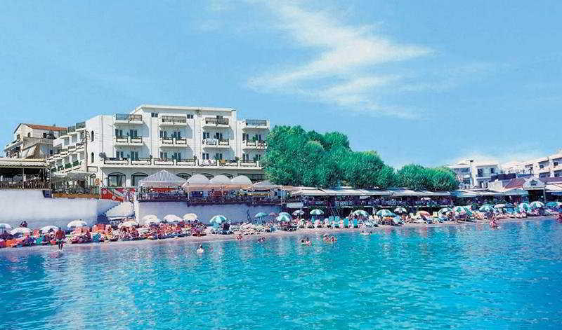 Vasia Boulevard (adults Only) הרסוניסוס